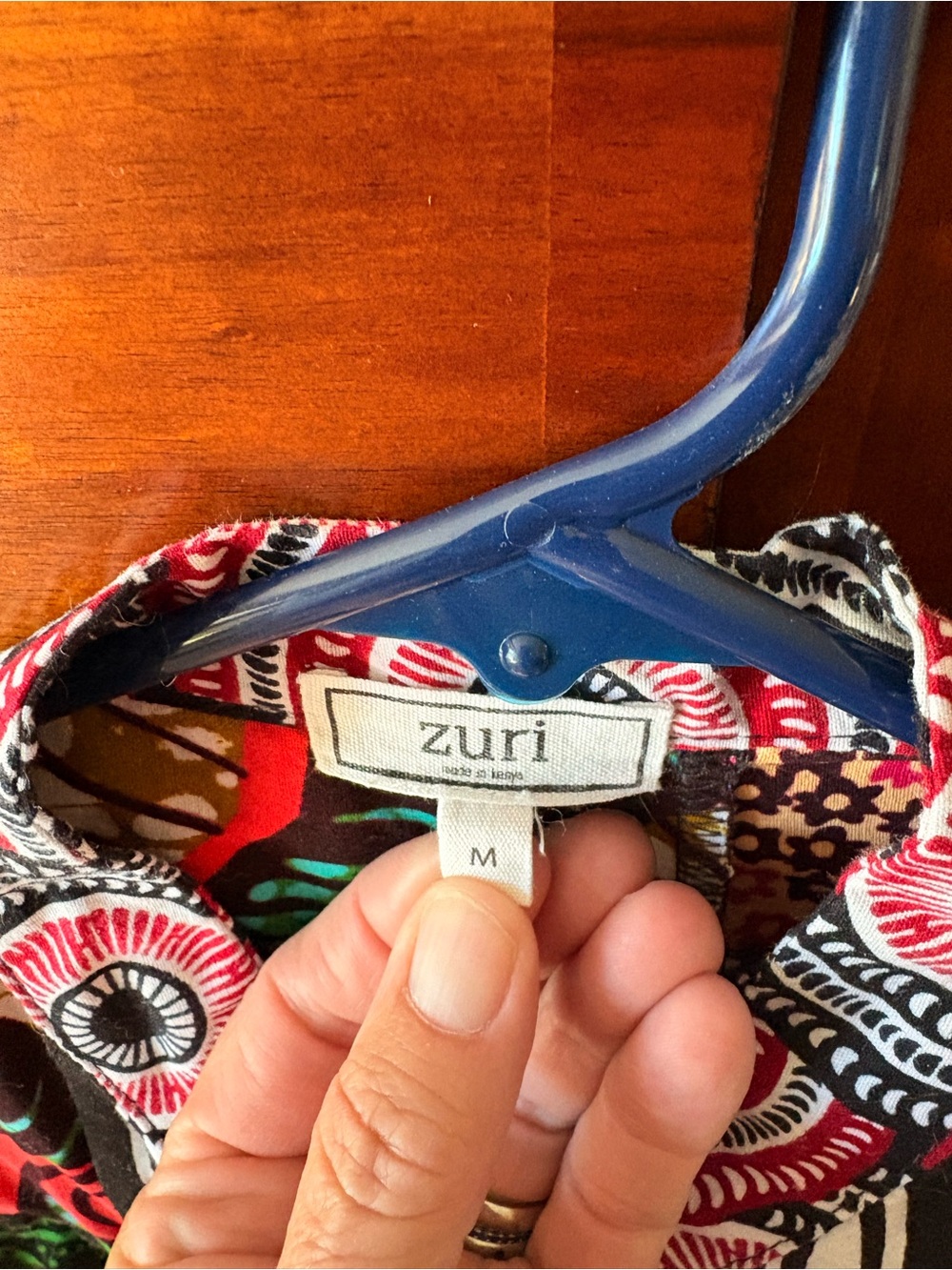 Beautifully vibrant Zuri sleeveless Medium - Picture 4 of 5